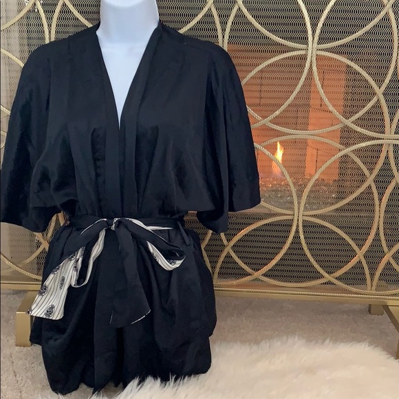 Victoria's Secret Other - Victoria’s Secret Top with Belt